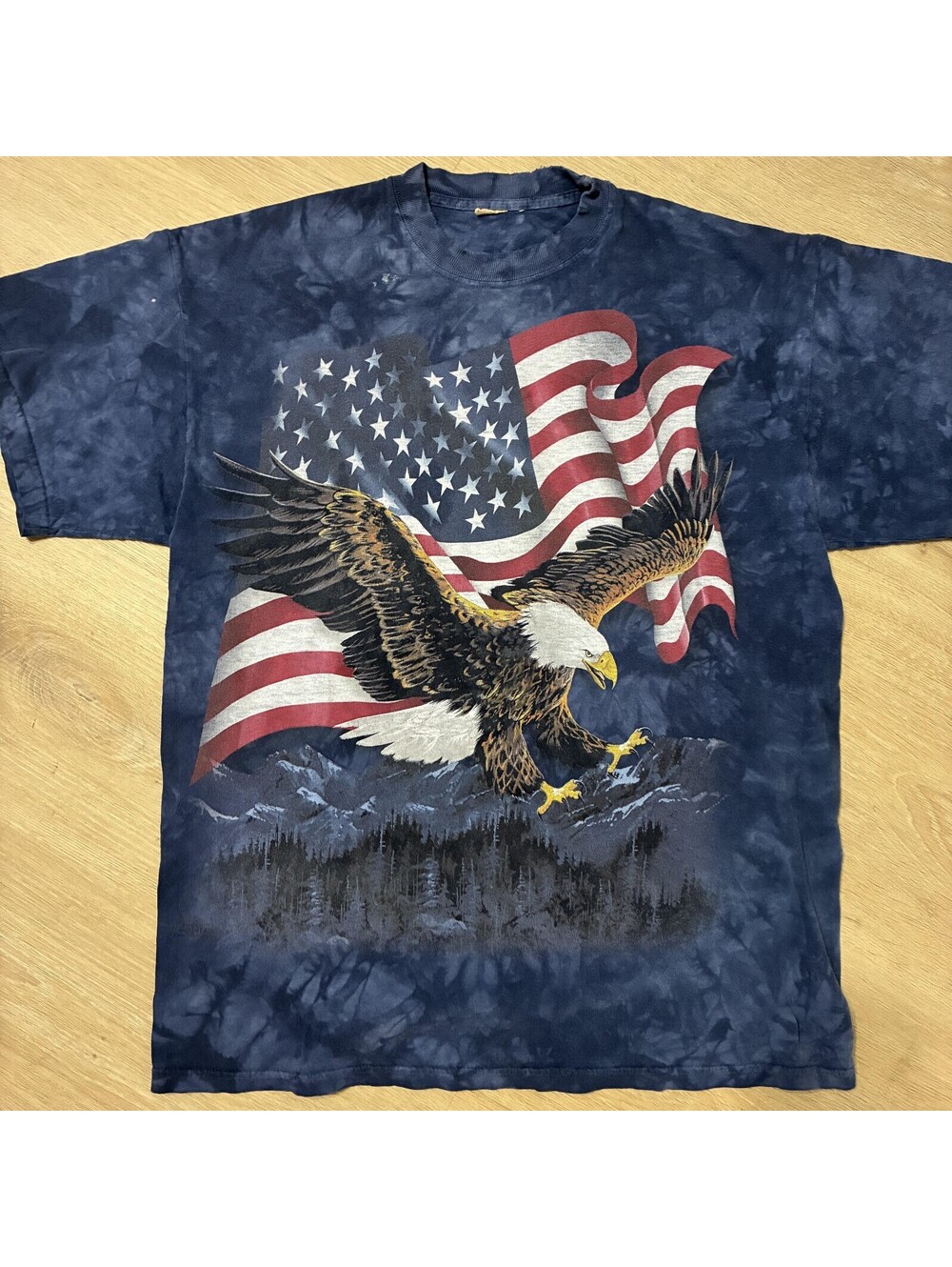 Vintage Patriotic Soaring Bald Eagle Tshirt The Mountain XL